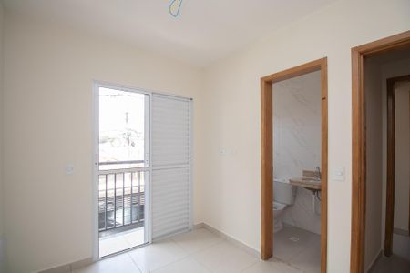 Casa à venda com 70m², 2 quartos e 2 vagas Casa à venda com 70m², 2 quartos e 2 vagasSuíte 2