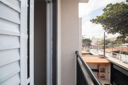 Casa à venda com 70m², 2 quartos e 2 vagas Casa à venda com 70m², 2 quartos e 2 vagasVaranda Suíte 2
