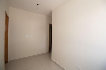Casa à venda com 70m², 2 quartos e 2 vagasSuíte 1