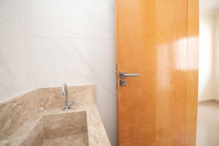 Lavabo de casa à venda com 2 quartos, 70m² em Vila Constança, São Paulo