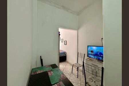 Sala de apartamento para alugar com 1 quarto, 35m² em Copacabana, Rio de Janeiro