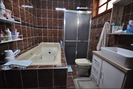 Casa para alugar com 350m², 4 quartos e 3 vagasBanheiro da Suíte 1