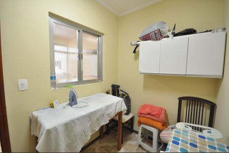 Casa para alugar com 350m², 4 quartos e 3 vagasQuarto de serviço