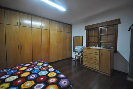 Casa para alugar com 350m², 4 quartos e 3 vagasSuíte 1