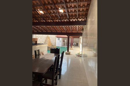 Casa à venda com 3 quartos, 207m² em Vila Santana, São Paulo