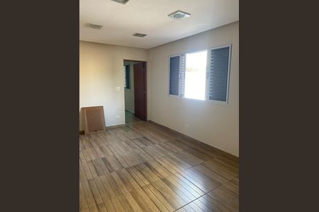 Casa à venda com 3 quartos, 207m² em Vila Santana, São Paulo