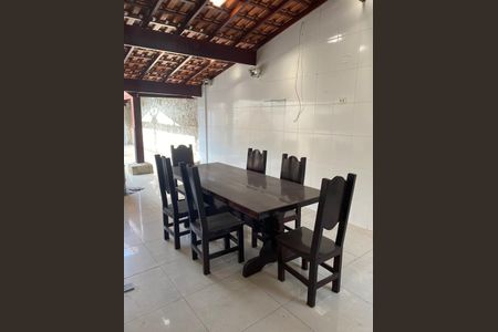 Casa à venda com 3 quartos, 207m² em Vila Santana, São Paulo