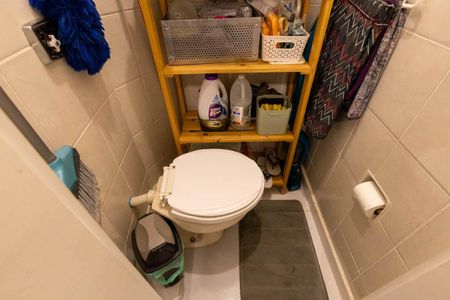 Apartamento para alugar com 70m², 2 quartos e 1 vagaBanheiro de Serviço