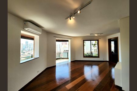 Apartamento para alugar com 204m², 3 quartos e 3 vagasSala