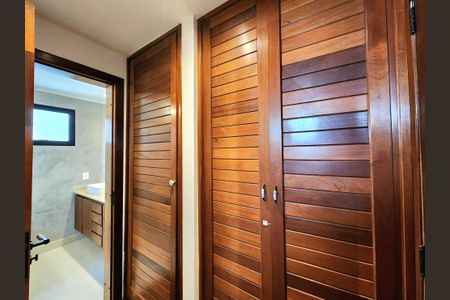 Apartamento para alugar com 204m², 3 quartos e 3 vagasCloset da suíte 3