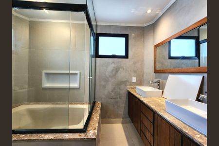 Apartamento para alugar com 204m², 3 quartos e 3 vagasBanheiro da Suíte 3