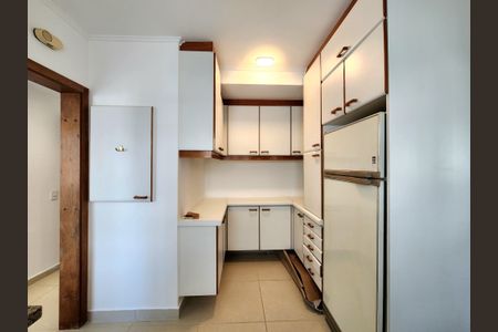 Apartamento para alugar com 204m², 3 quartos e 3 vagasCozinha