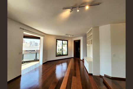 Apartamento para alugar com 204m², 3 quartos e 3 vagasSala