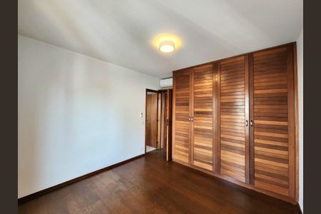 Apartamento para alugar com 204m², 3 quartos e 3 vagasSuíte 1