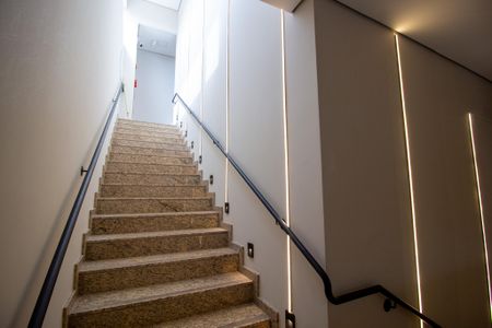 Apartamento para alugar com 30m², 1 quarto e sem vagaEscada