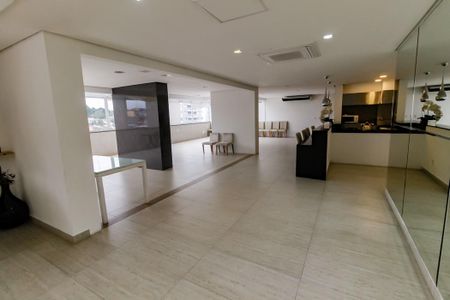 Apartamento à venda com 87m², 3 quartos e 2 vagas Apartamento à venda com 87m², 3 quartos e 2 vagasÁrea comum - Salão de festas