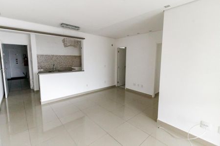 Sala de apartamento à venda com 3 quartos, 87m² em Vila Suzana, São Paulo