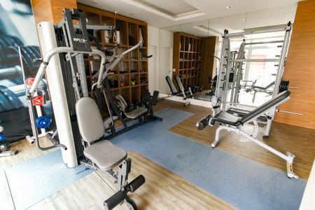 Apartamento à venda com 87m², 3 quartos e 2 vagas Apartamento à venda com 87m², 3 quartos e 2 vagasÁrea comum - Academia
