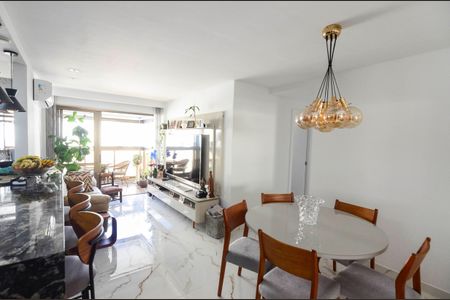 Sala de apartamento à venda com 3 quartos, 90m² em Tijuca, Rio de Janeiro