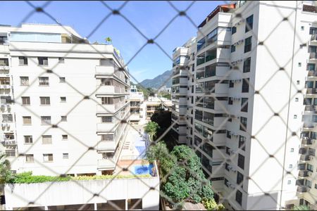 Apartamento à venda com 90m², 3 quartos e 2 vagas Apartamento à venda com 90m², 3 quartos e 2 vagasVista da Suíte
