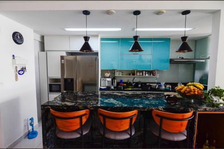 Apartamento à venda com 90m², 3 quartos e 2 vagas Apartamento à venda com 90m², 3 quartos e 2 vagasCozinha