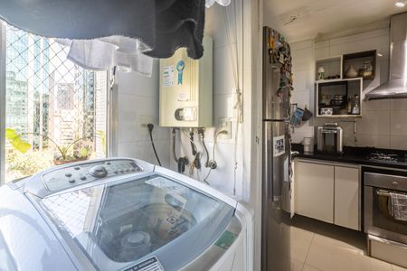 Apartamento à venda com 96m², 2 quartos e sem vaga Apartamento à venda com 96m², 2 quartos e sem vagaÁrea de Serviço