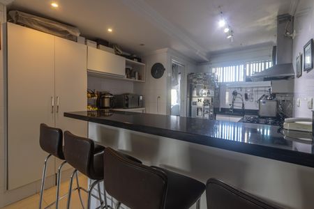 Apartamento à venda com 96m², 2 quartos e sem vaga Apartamento à venda com 96m², 2 quartos e sem vagaCozinha