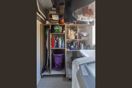 Apartamento à venda com 96m², 2 quartos e sem vaga Apartamento à venda com 96m², 2 quartos e sem vagaÁrea de Serviço