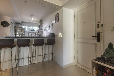 Apartamento à venda com 96m², 2 quartos e sem vaga Apartamento à venda com 96m², 2 quartos e sem vagaCozinha