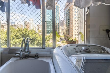 Apartamento à venda com 96m², 2 quartos e sem vaga Apartamento à venda com 96m², 2 quartos e sem vagaÁrea de Serviço