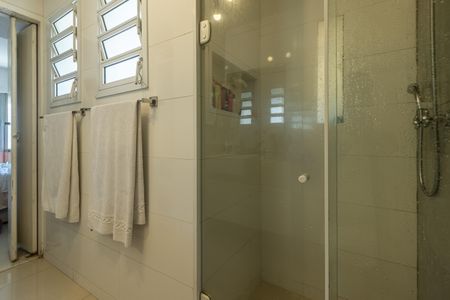 Apartamento à venda com 96m², 2 quartos e sem vaga Apartamento à venda com 96m², 2 quartos e sem vagaBanheiro da Suíte 1