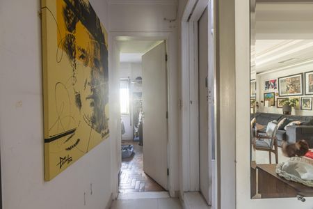 Corredor de apartamento à venda com 2 quartos, 96m² em Itaim Bibi, São Paulo