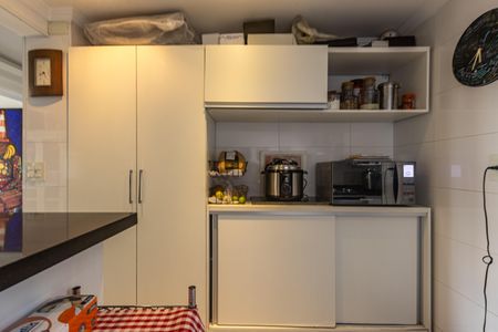 Apartamento à venda com 96m², 2 quartos e sem vaga Apartamento à venda com 96m², 2 quartos e sem vagaCozinha