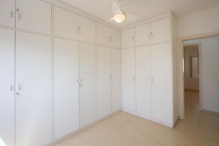 Apartamento para alugar com 155m², 3 quartos e 3 vagas Apartamento para alugar com 155m², 3 quartos e 3 vagasSuíte 1