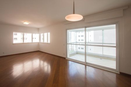 Sala de apartamento para alugar com 3 quartos, 155m² em Campo Belo, São Paulo