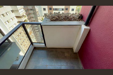 Sacada de apartamento à venda com 2 quartos, 70m² em Pinheiros, São Paulo