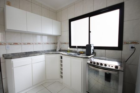 Apartamento para alugar com 76m², 2 quartos e 1 vagaCozinha