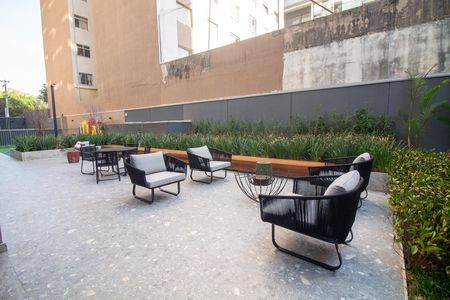 Studio à venda com 28m², 1 quarto e sem vaga Studio à venda com 28m², 1 quarto e sem vagaÁrea comum - Salão de Festas