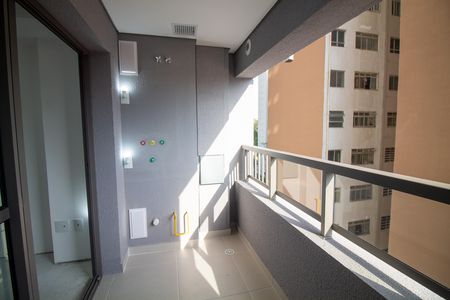 Studio à venda com 28m², 1 quarto e sem vaga Studio à venda com 28m², 1 quarto e sem vagaTerraço