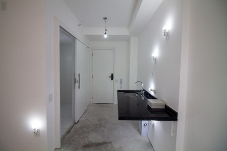 Studio à venda com 28m², 1 quarto e sem vaga Studio à venda com 28m², 1 quarto e sem vagaCozinha