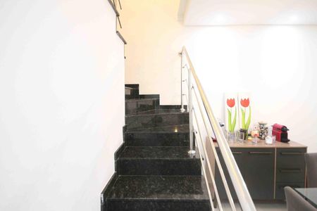 Casa à venda com 120m², 3 quartos e 2 vagasescada