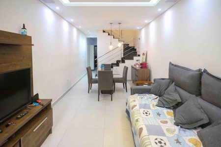 Casa à venda com 120m², 3 quartos e 2 vagasSala