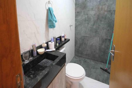 Casa à venda com 120m², 3 quartos e 2 vagasBanheiro Social