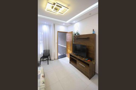 Casa à venda com 120m², 3 quartos e 2 vagasSala