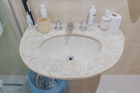 Apartamento à venda com 240m², 3 quartos e 3 vagasBanheiro da Suíte 1