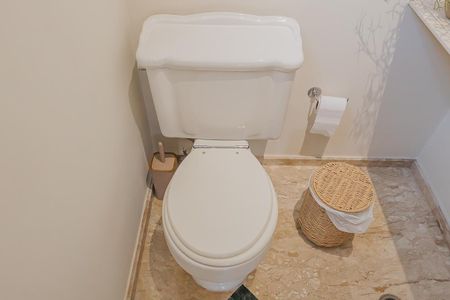 Apartamento à venda com 240m², 3 quartos e 3 vagasLavabo 2