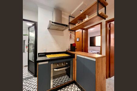 Apartamento à venda com 2 quartos, 54m² em Vila Lutécia, Santo André