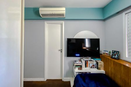 Apartamento à venda com 137m², 3 quartos e 2 vagasSuíte 1