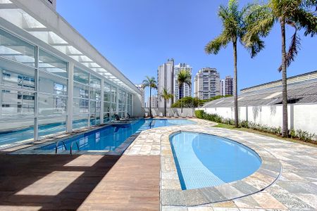 Apartamento à venda com 137m², 3 quartos e 2 vagasÁrea comum - Piscina