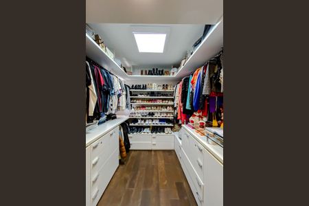 Apartamento à venda com 137m², 3 quartos e 2 vagasCloset da Suíte 3